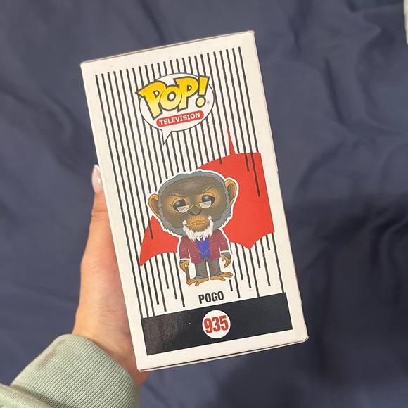 Funko Pop The Umbrella Academy Pogo in Gray and Brown - Picture 2 of 5